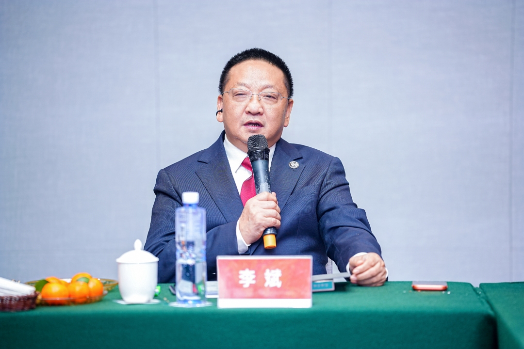 0b6e8546fd287c6b0f7cf6d751890b66.jpg 0b6e8546fd287c6b0f7cf6d751890b66.jpg