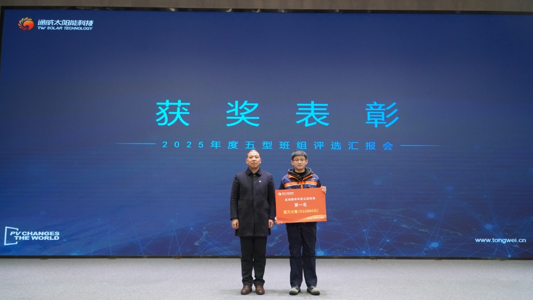 8ec28eb01810f70b3618336fa9cea659.jpg 8ec28eb01810f70b3618336fa9cea659.jpg